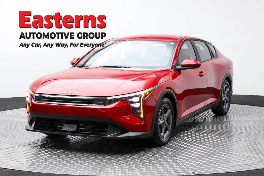 2025 Kia K4 LXS — Sedan — 11,284 mi — Sterling, VA