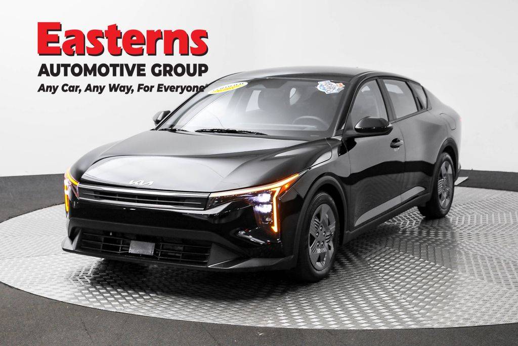 2025 Kia K4 LX — Sedan — 10,784 mi — Sterling, VA