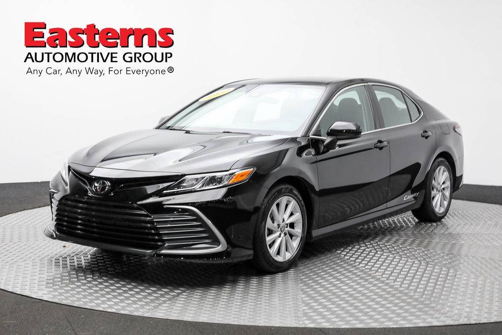 2022 Toyota Camry LE — Sedan — 51,954 mi — Sterling, VA