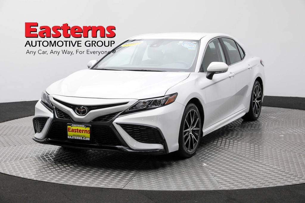 2022 Toyota Camry SE — Sedan — 58,887 mi — Sterling, VA