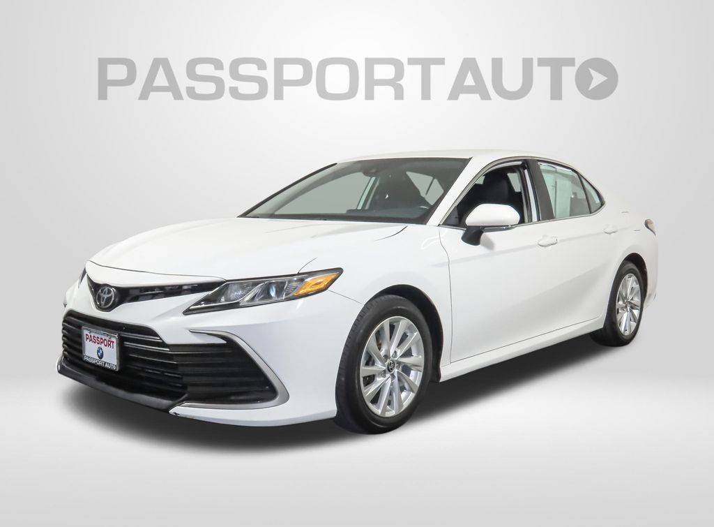 2021 Toyota Camry LE — Sedan — 31,903 mi — Marlow Heights, MD