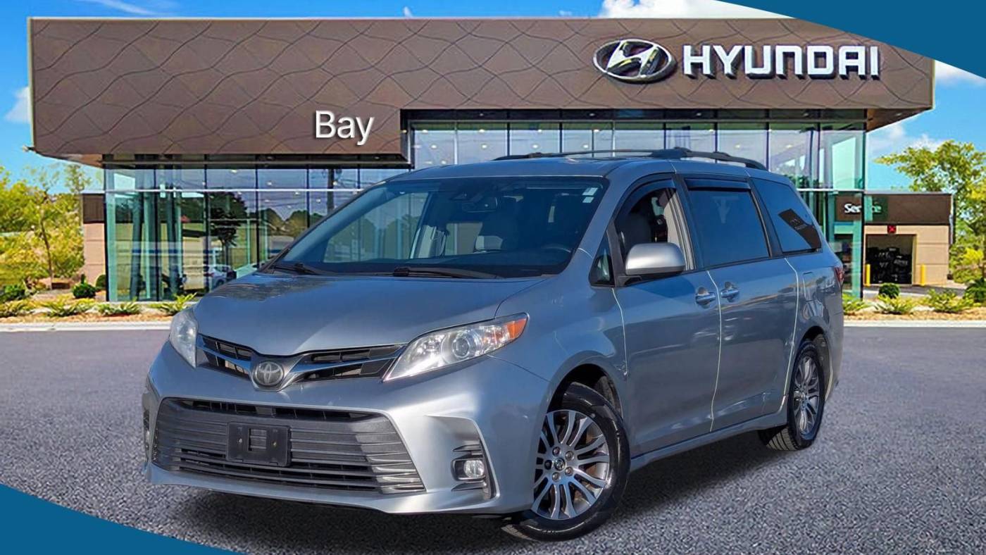 2019 Toyota Sienna L — Minivan — 61,652 mi — Panama City, FL