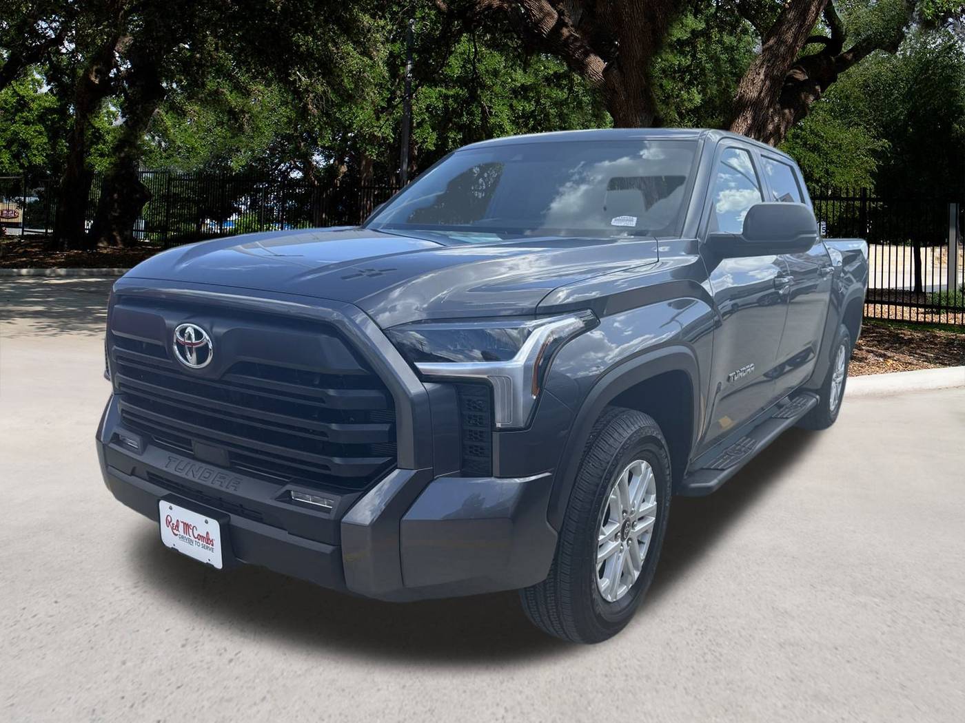 2025 Toyota Tundra SR5 — Pickup Truck — 4,300 mi — San Antonio, TX
