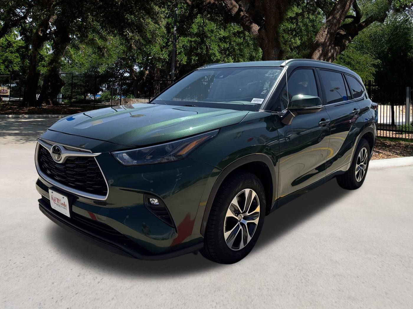 2024 Toyota Highlander XLE — SUV — 28,264 mi — San Antonio, TX