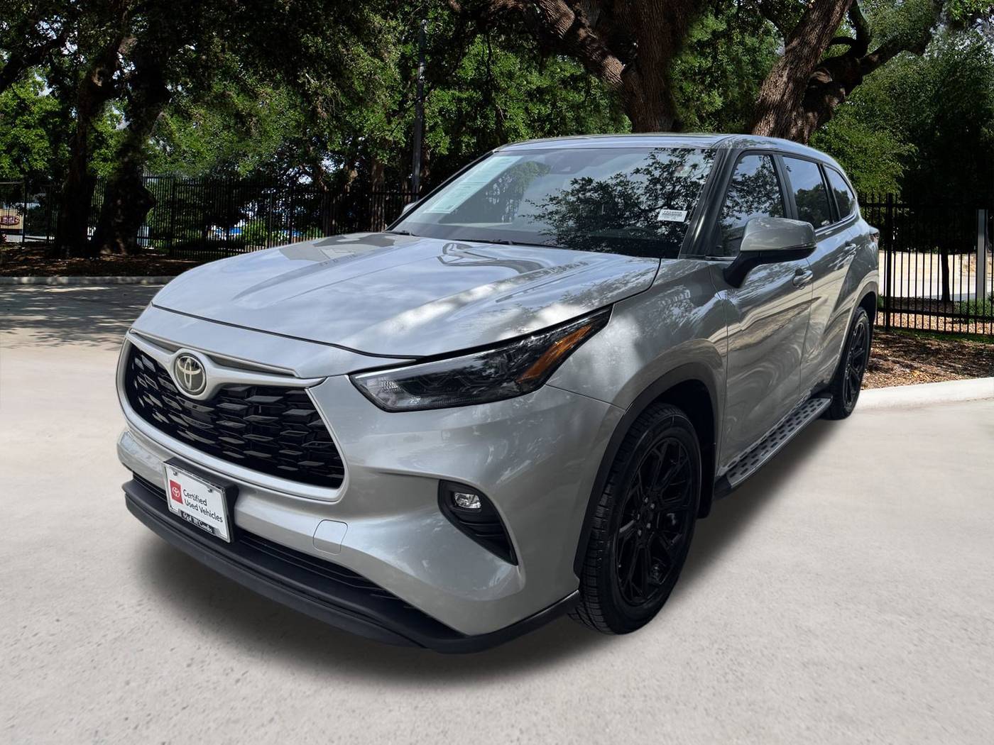2024 Toyota Highlander LE — SUV — 6,818 mi — San Antonio, TX