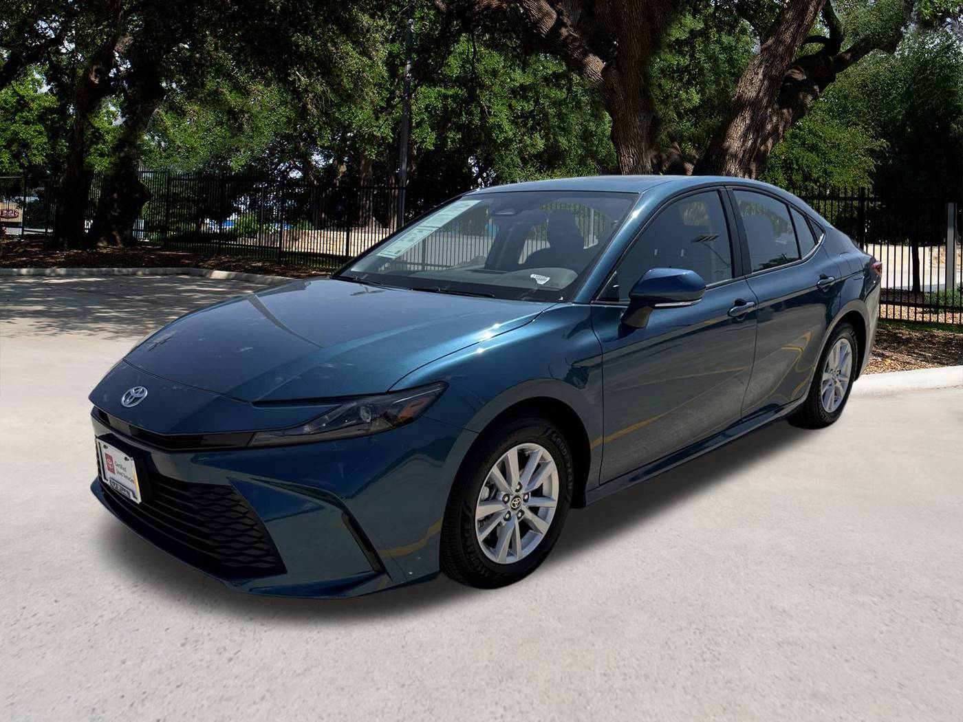2025 Toyota Camry LE — Sedan — 3,428 mi — San Antonio, TX