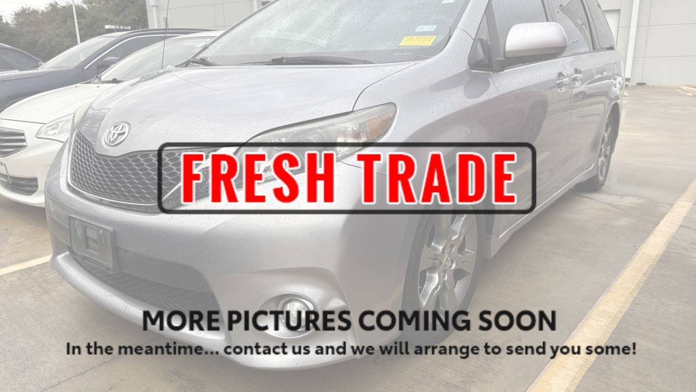 2013 Toyota Sienna SE — Minivan — 128,678 mi — San Antonio, TX