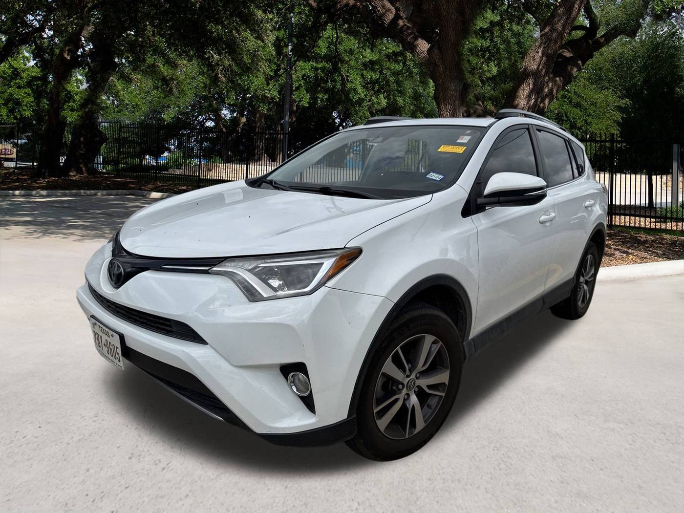2018 Toyota RAV4 XLE — SUV — 91,221 mi — San Antonio, TX
