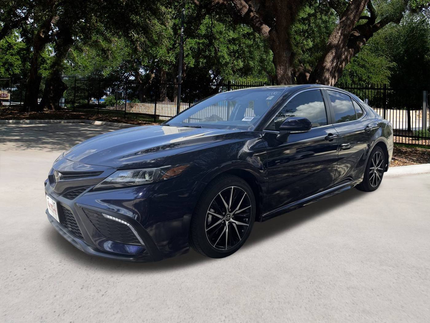 2022 Toyota Camry SE — Sedan — 47,665 mi — San Antonio, TX