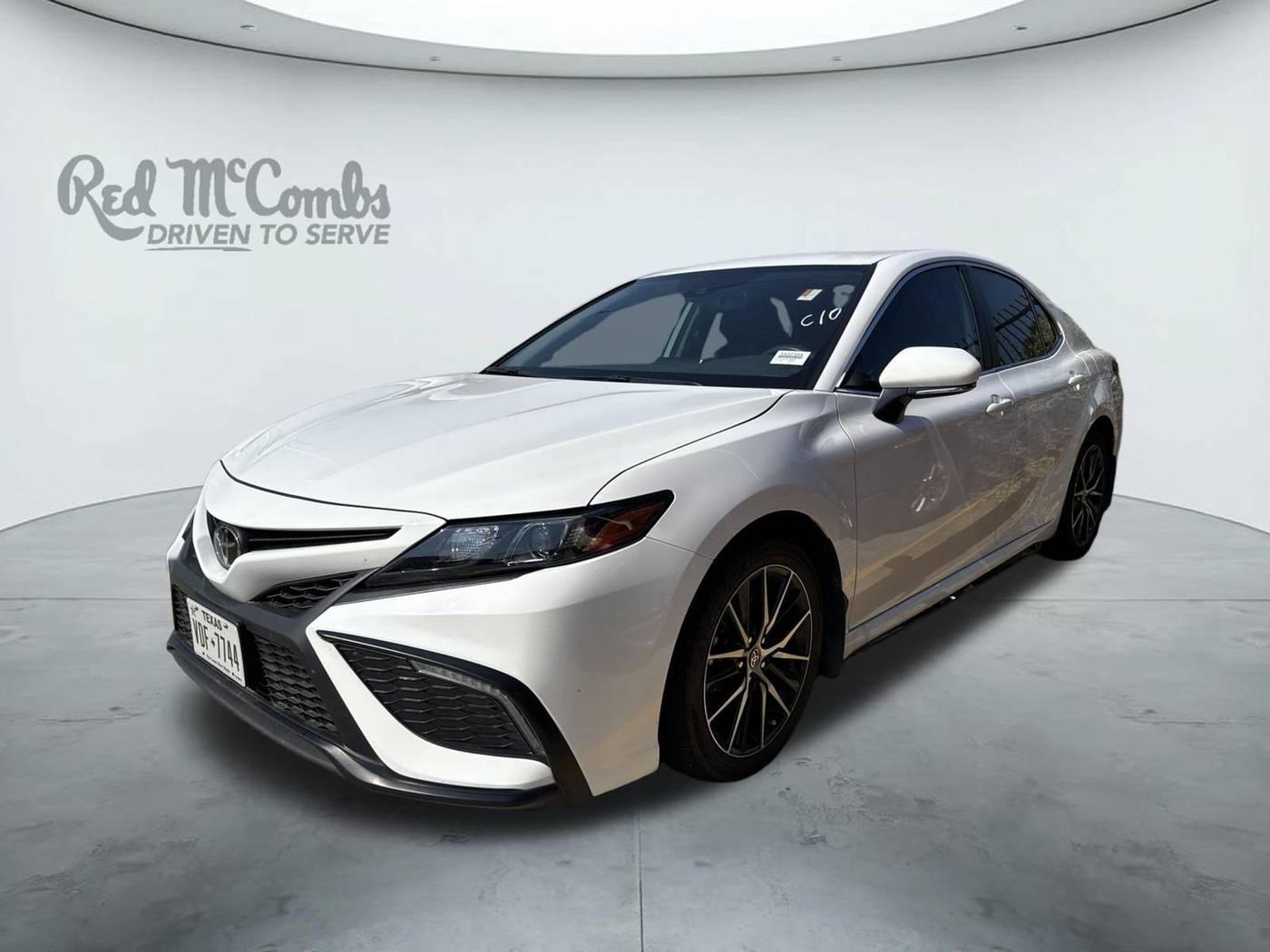 2024 Toyota Camry SE — Sedan — 16,306 mi — San Antonio, TX