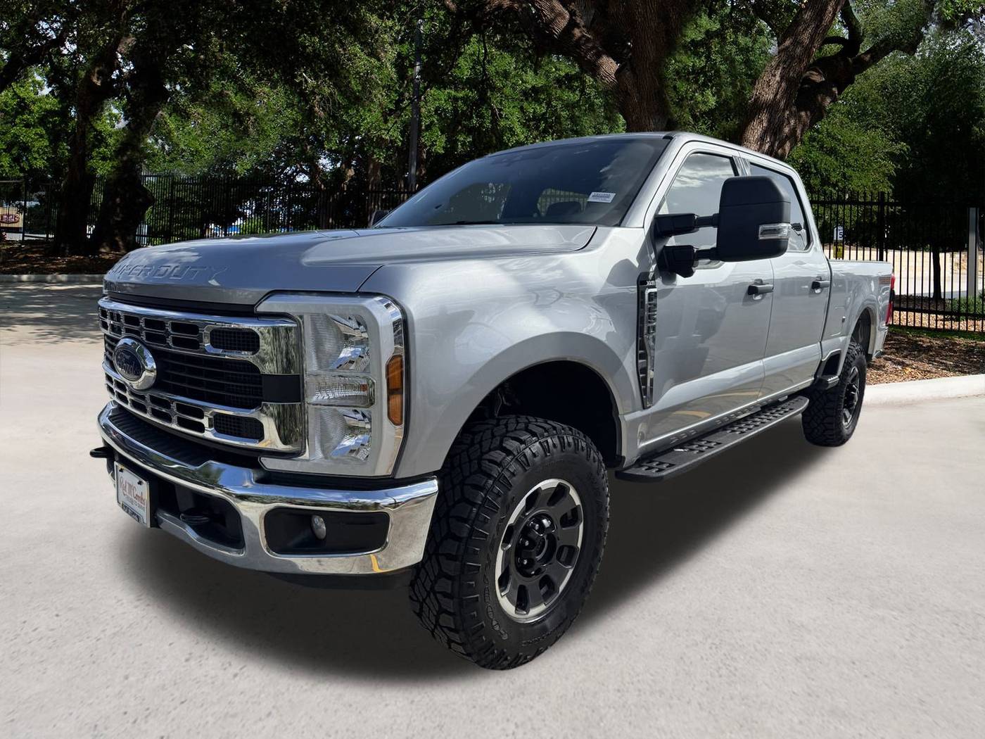 2024 Ford Super Duty F-250 XLT — Pickup Truck — 12,550 mi — San Antonio, TX