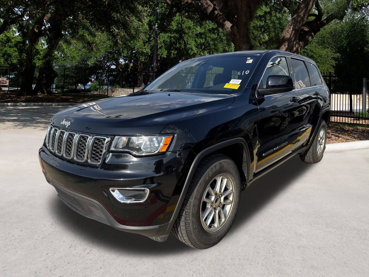 2018 Jeep Grand Cherokee Laredo — SUV — 102,295 mi — San Antonio, TX