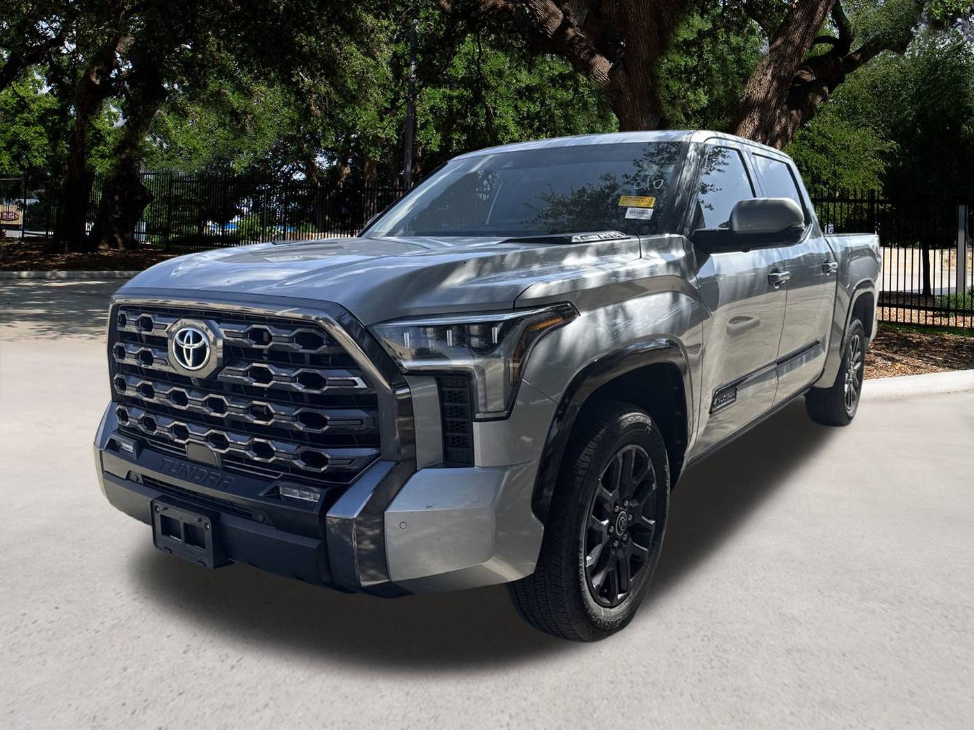 2023 Toyota Tundra Hybrid Platinum — Pickup Truck — 56,880 mi — San Antonio, TX