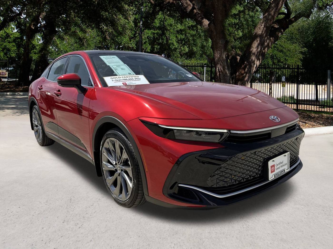 2025 Toyota Crown Limited — Sedan — 1,940 mi — San Antonio, TX
