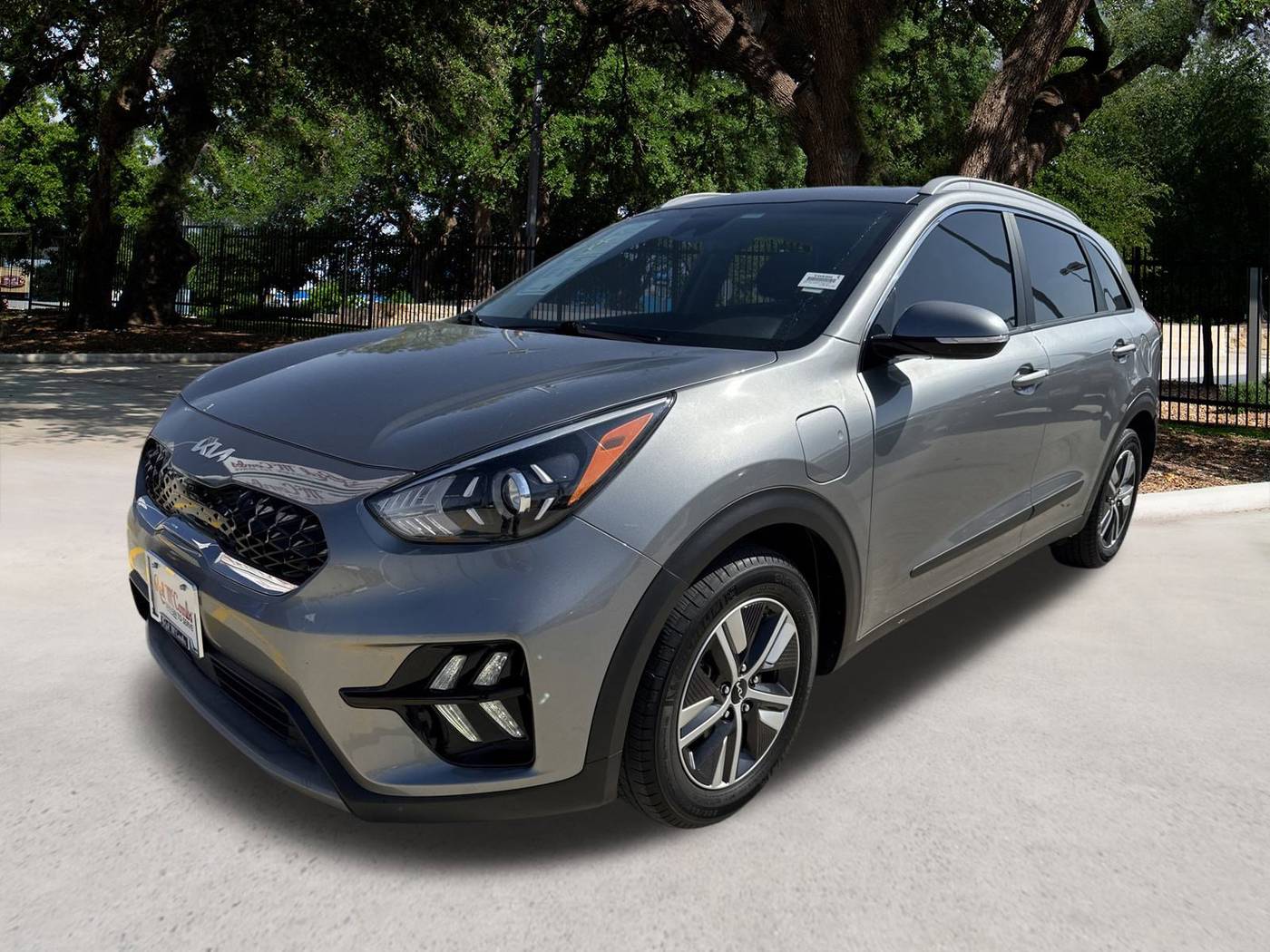 2022 Kia Niro Plug-In Hybrid EX Premium — SUV — 23,546 mi — San Antonio, TX