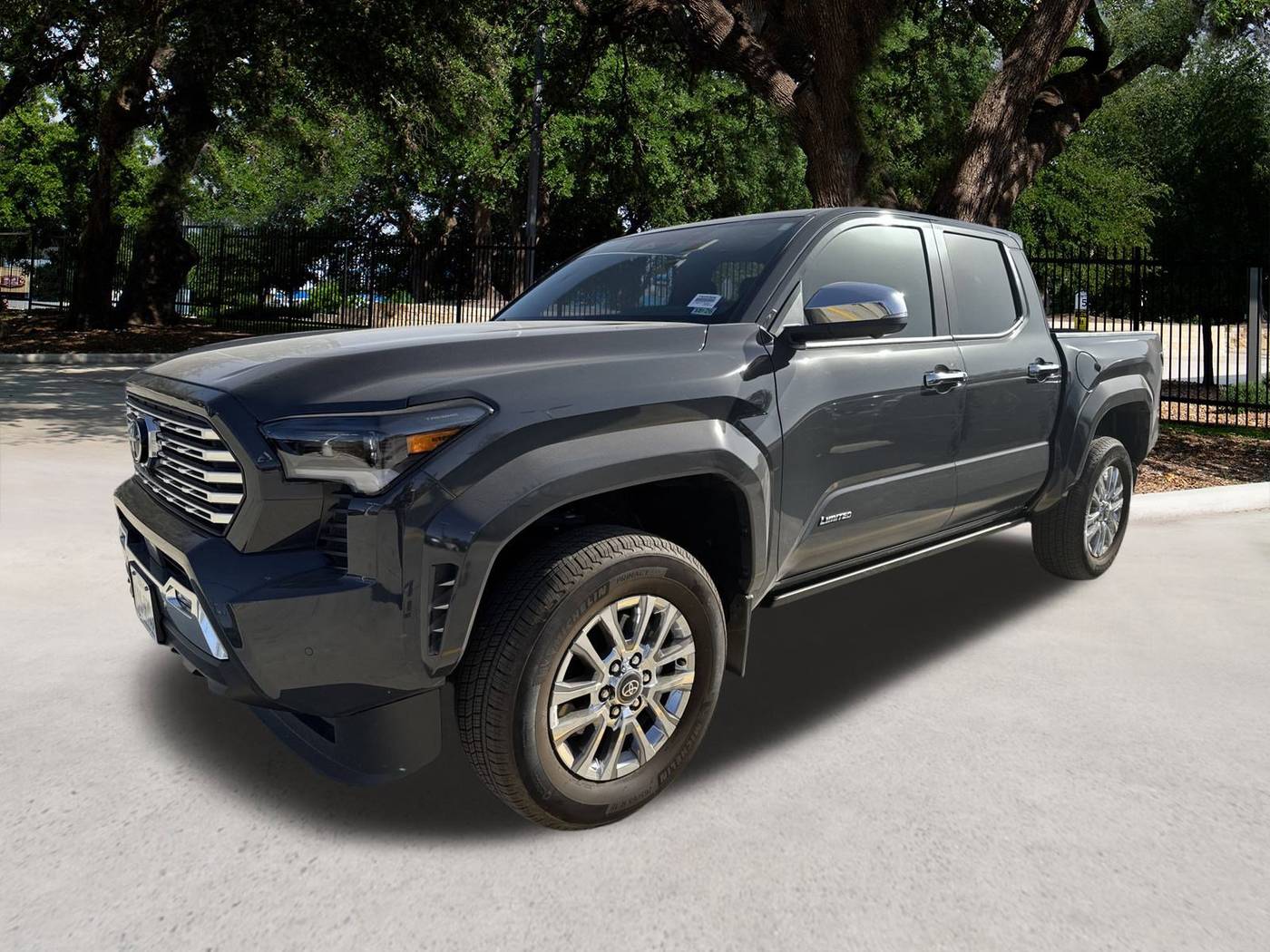 2024 Toyota Tacoma Limited — Pickup Truck — 5,826 mi — San Antonio, TX