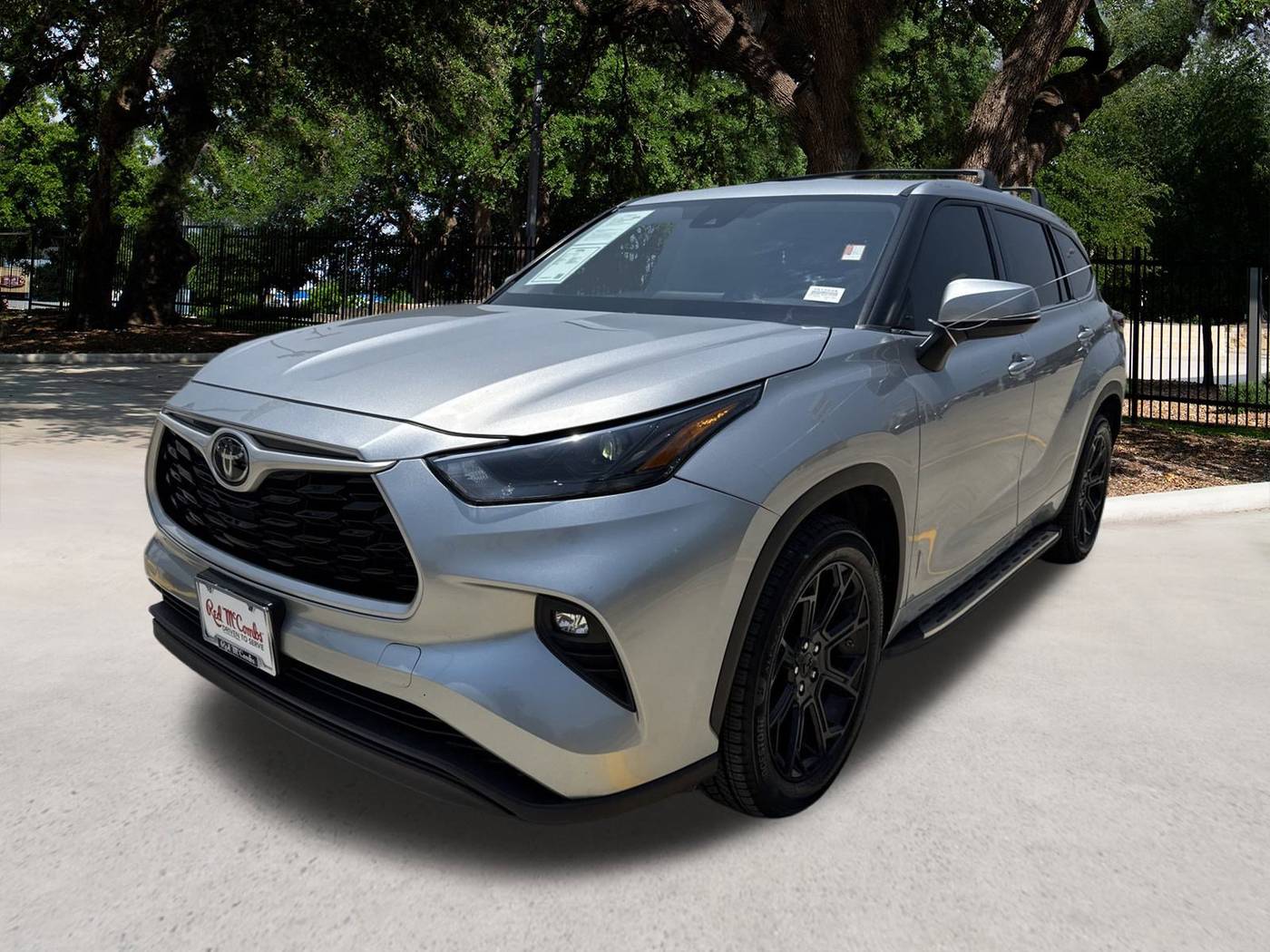2022 Toyota Highlander LE — SUV — 47,148 mi — San Antonio, TX