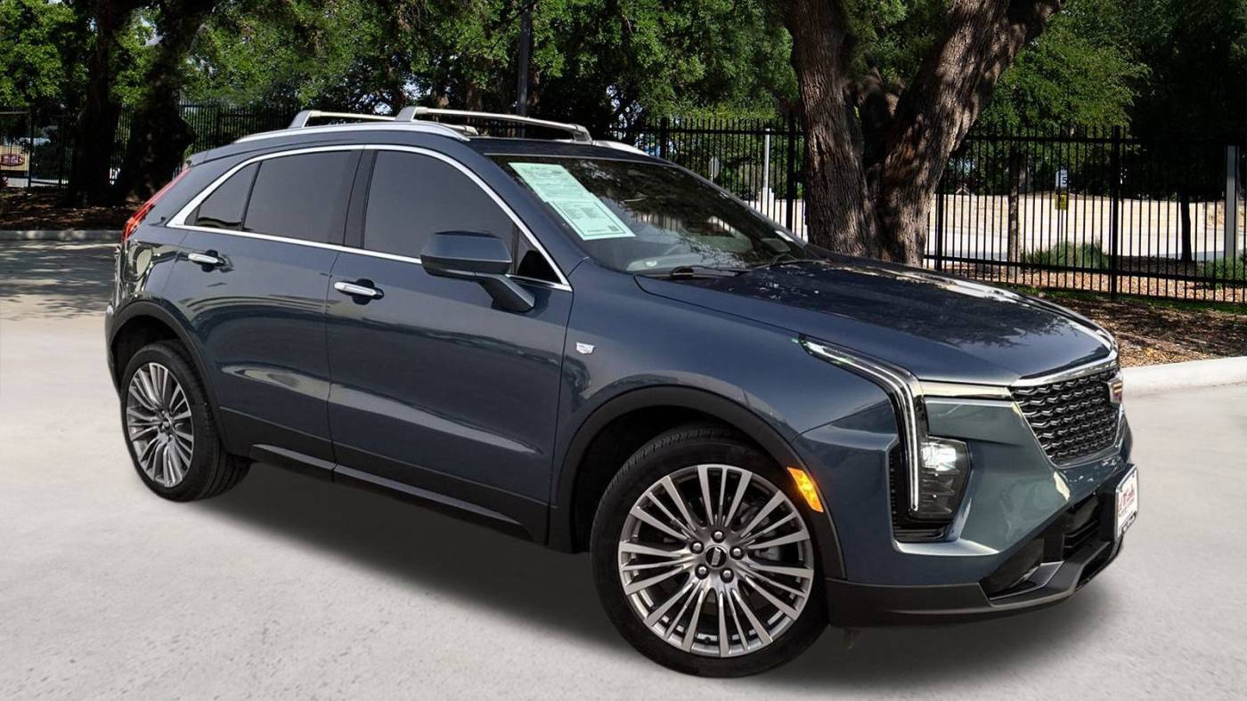 2024 Cadillac XT4 Premium Luxury — SUV — 13,572 mi — San Antonio, TX