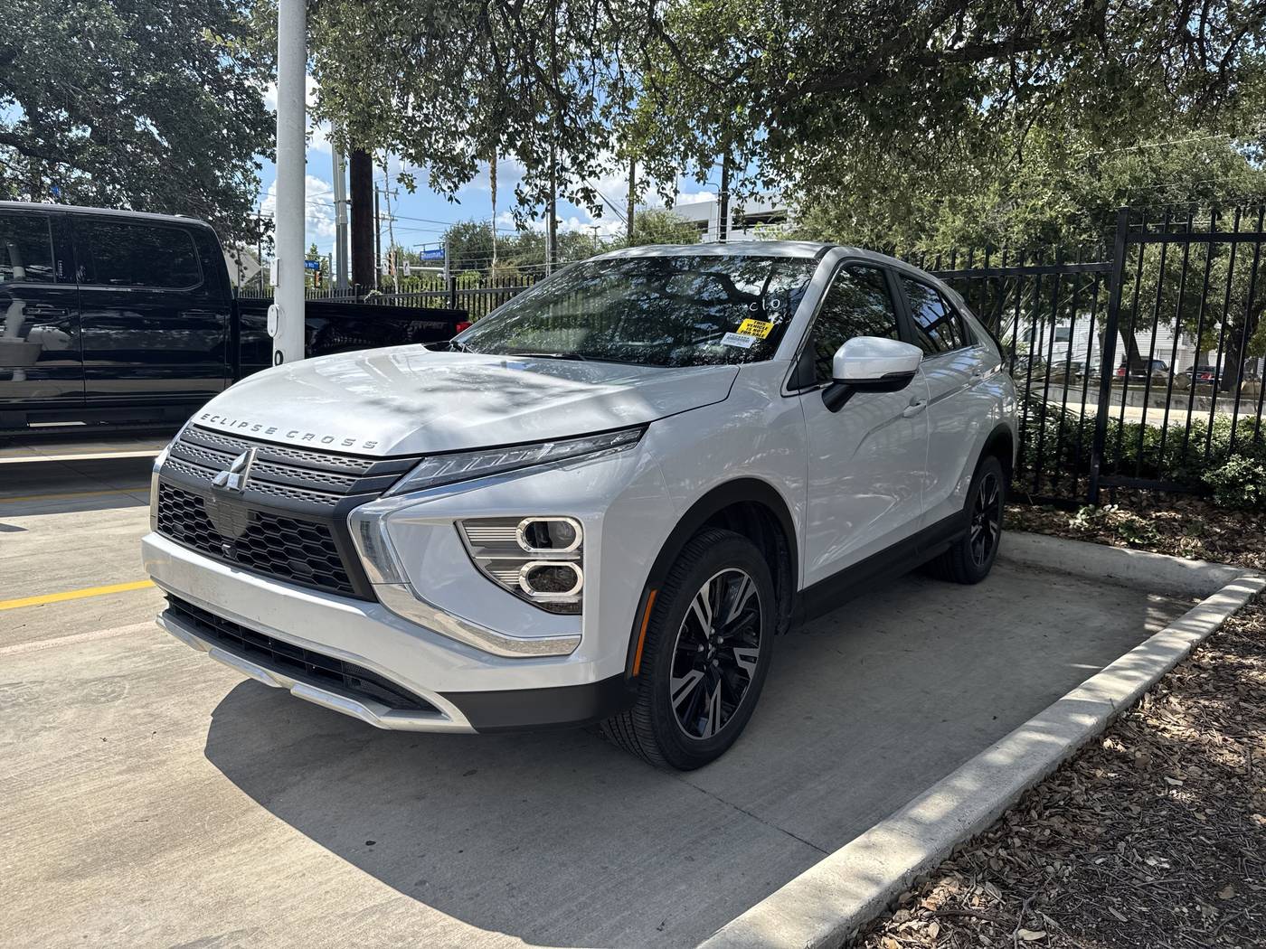 2023 Mitsubishi Eclipse Cross SE — SUV — 30,765 mi — San Antonio, TX