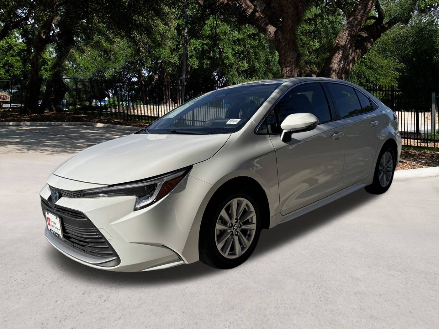 2023 Toyota Corolla Hybrid XLE — Sedan — 31,455 mi — San Antonio, TX