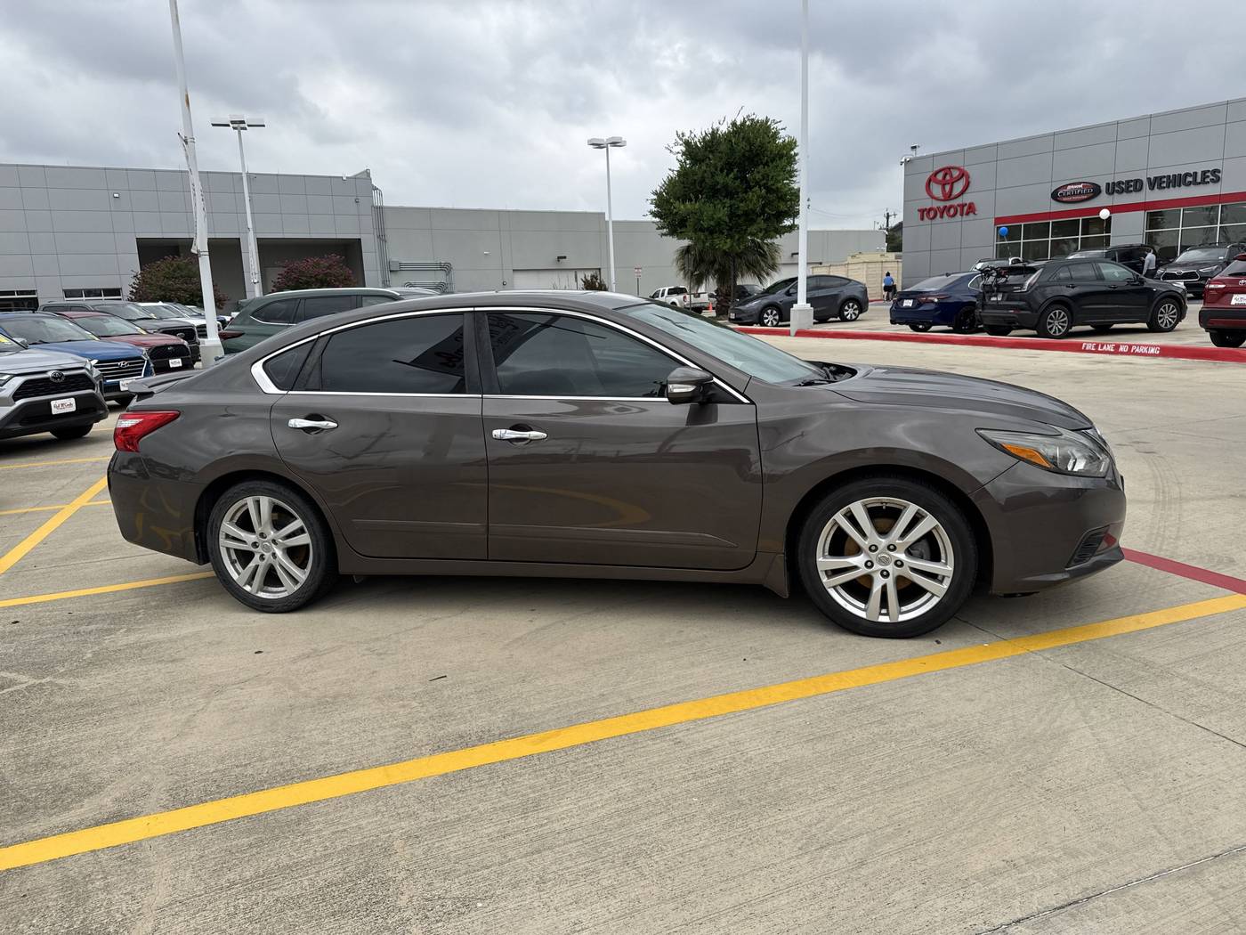 2017 Nissan Altima 3.5 SL — Sedan — 82,416 mi — San Antonio, TX