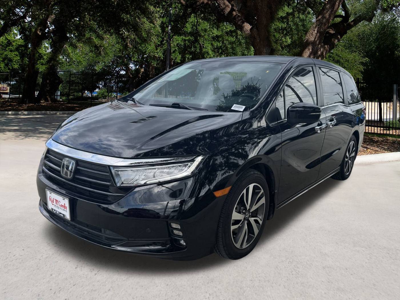 2023 Honda Odyssey Touring — Minivan — 35,117 mi — San Antonio, TX