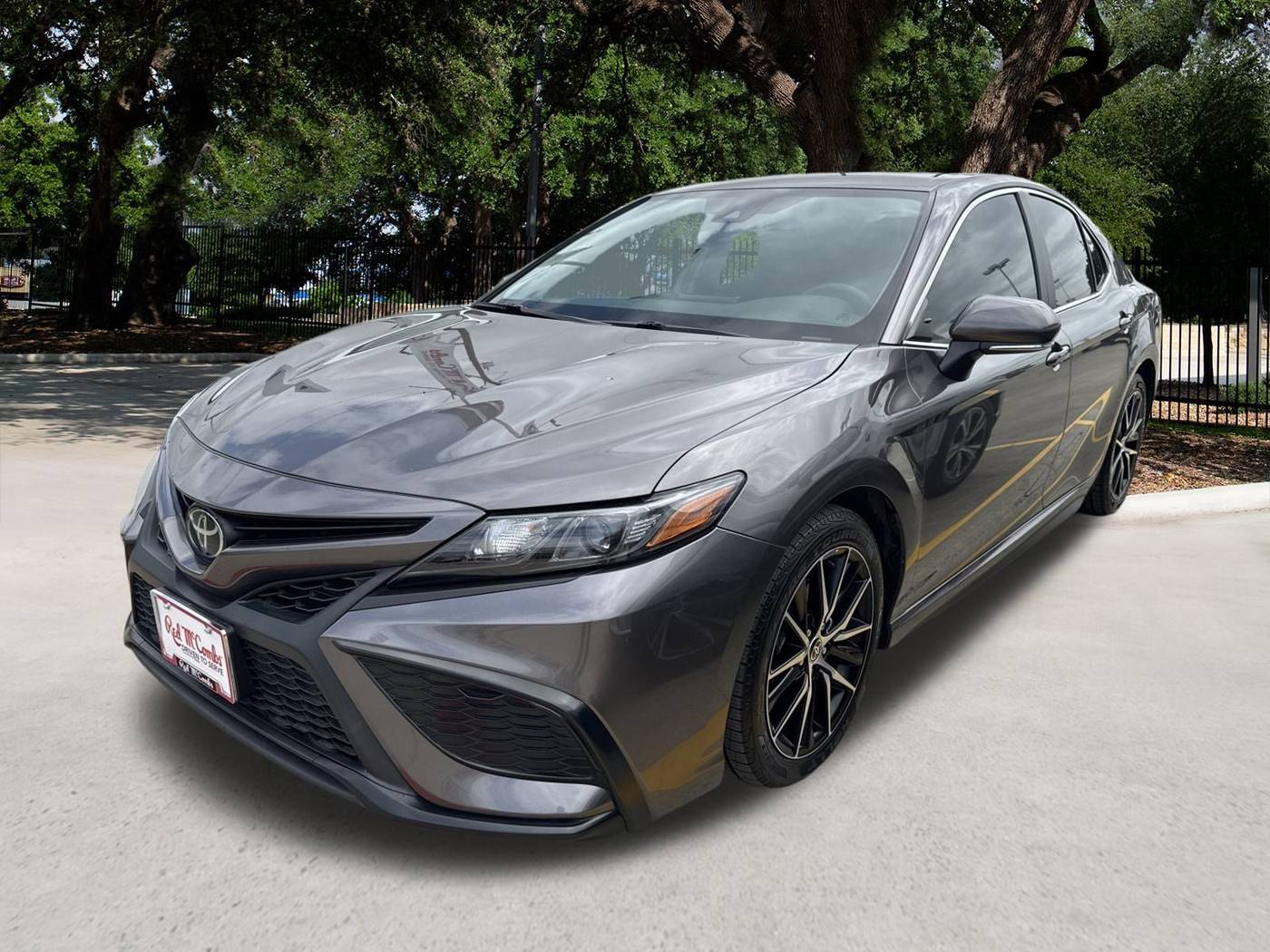 2022 Toyota Camry SE — Sedan — 45,243 mi — San Antonio, TX