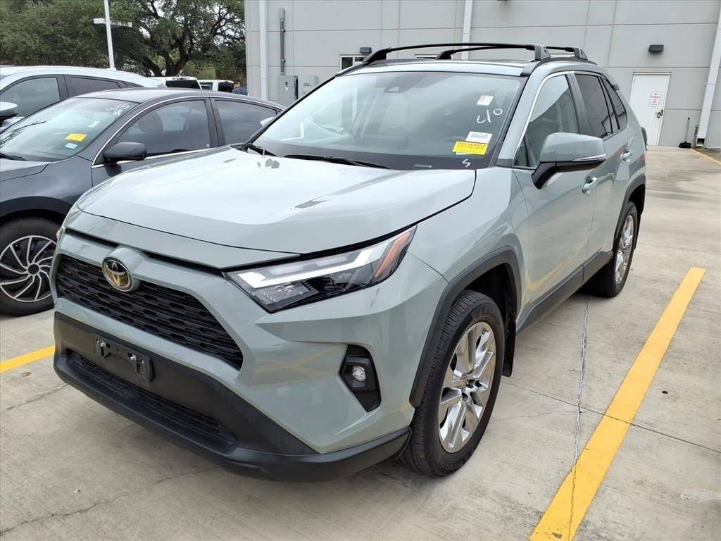 2022 Toyota RAV4 XLE Premium — SUV — 32,652 mi — San Antonio, TX