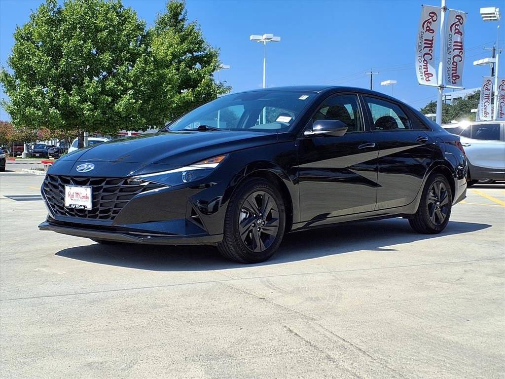 2023 Hyundai Elantra SEL — Sedan — 16,808 mi — San Antonio, TX