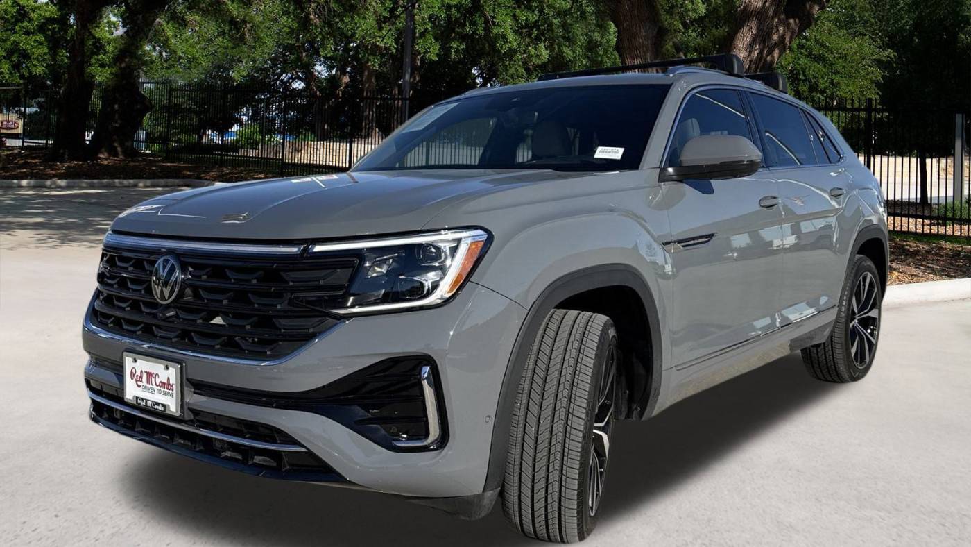 2024 Volkswagen Atlas Cross Sport SEL Premium R-Line — SUV — 3,907 mi — San Antonio, TX