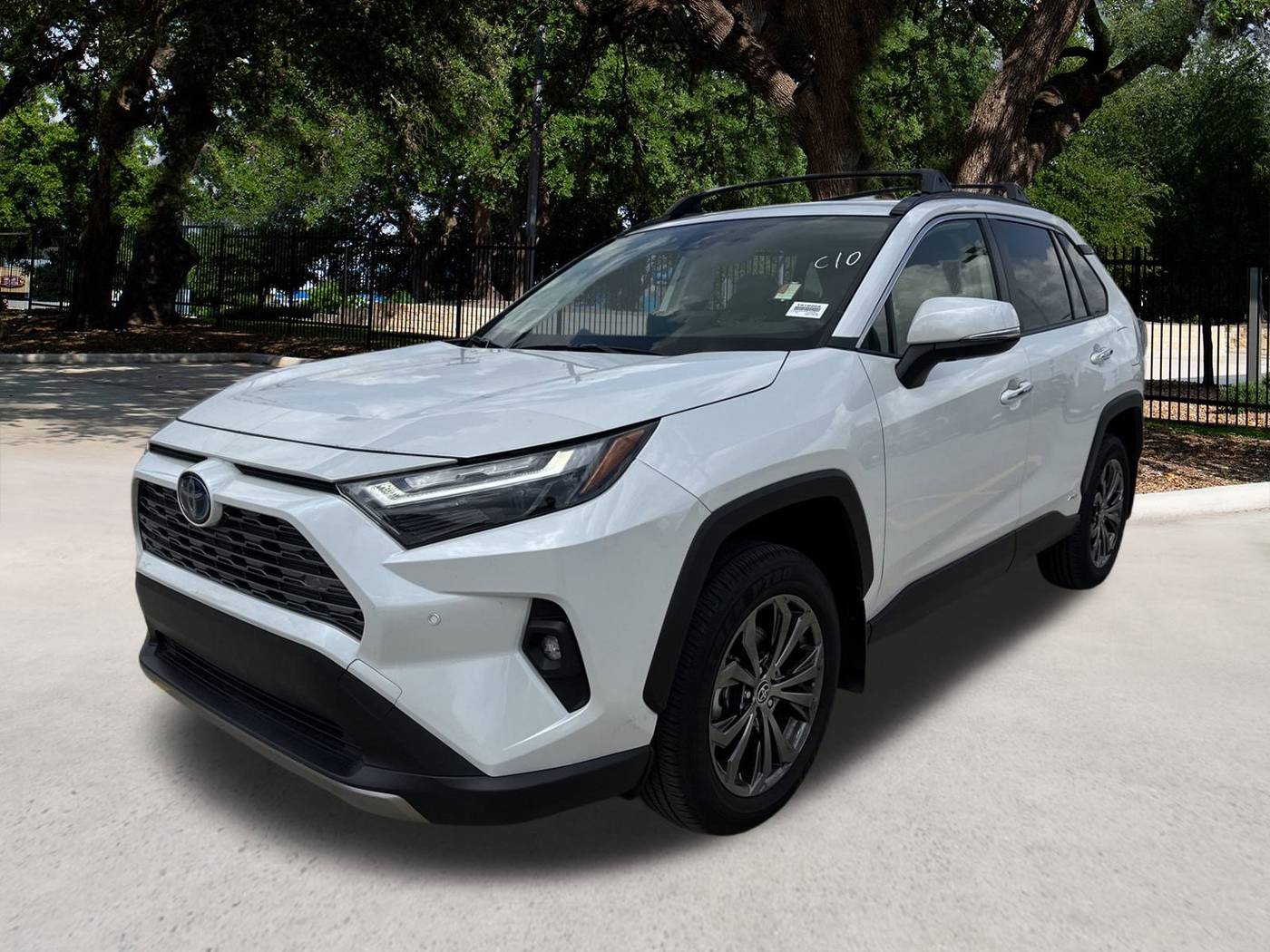 2023 Toyota RAV4 Hybrid Limited — SUV — 5,551 mi — San Antonio, TX