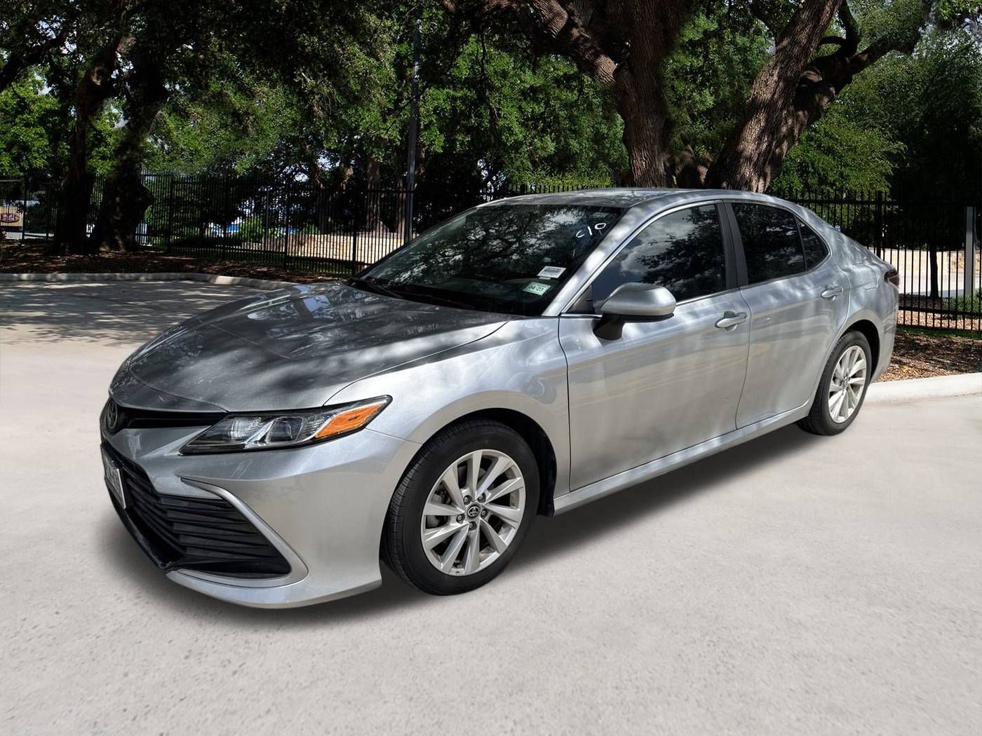 2021 Toyota Camry LE — Sedan — 14,176 mi — San Antonio, TX