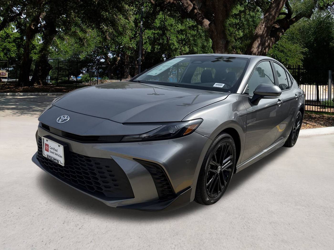 2025 Toyota Camry SE — Sedan — 5,615 mi — San Antonio, TX