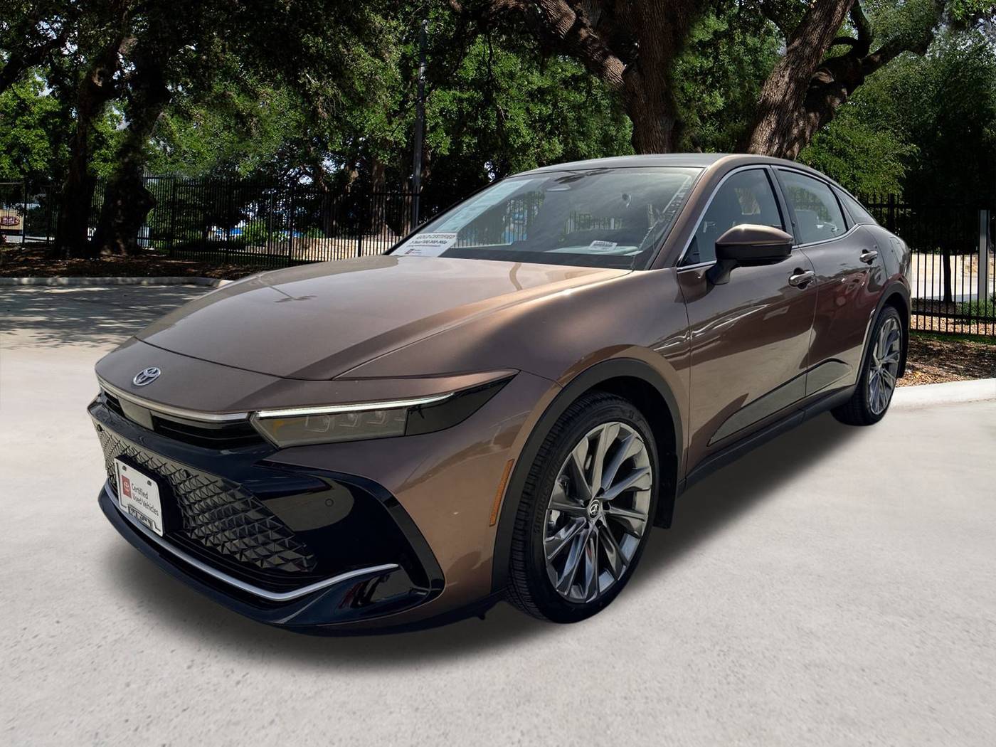 2025 Toyota Crown Limited — Sedan — 1,072 mi — San Antonio, TX