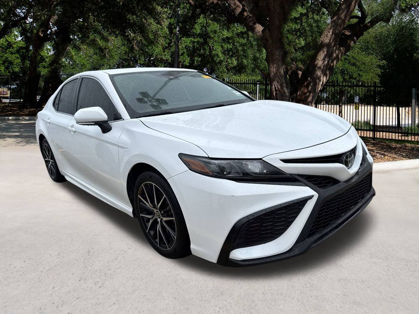 2022 Toyota Camry SE — Sedan — 62,016 mi — San Antonio, TX