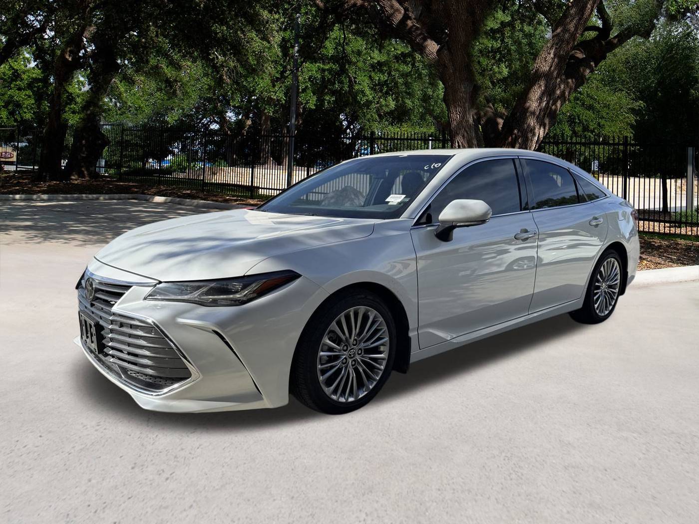 2022 Toyota Avalon Limited — Sedan — 33,981 mi — San Antonio, TX