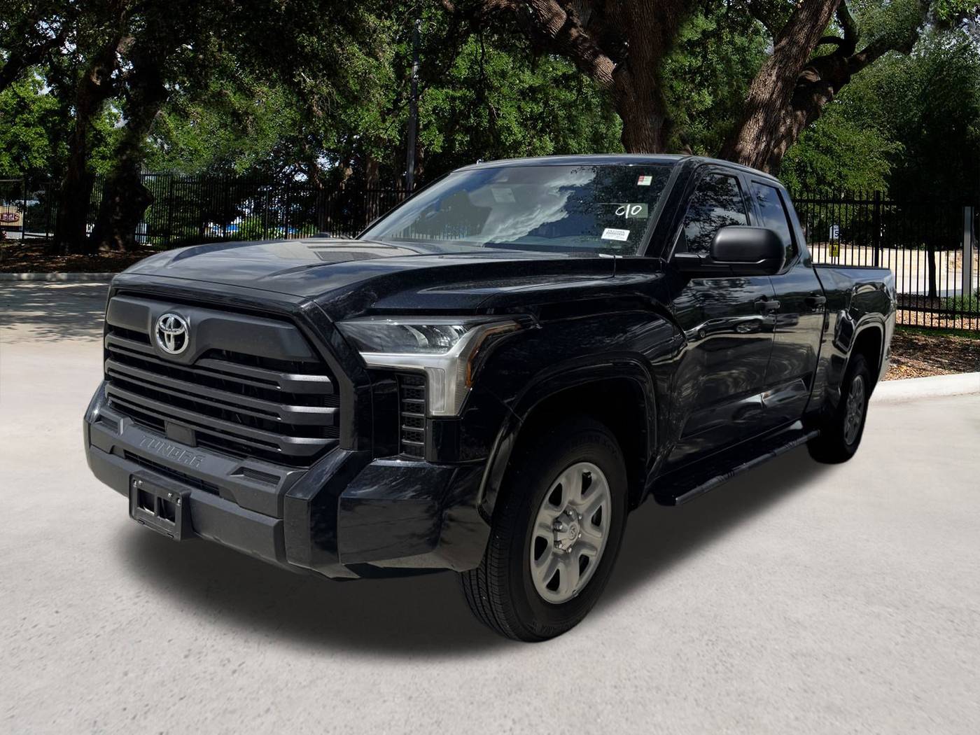2025 Toyota Tundra SR — Pickup Truck — 8,265 mi — San Antonio, TX