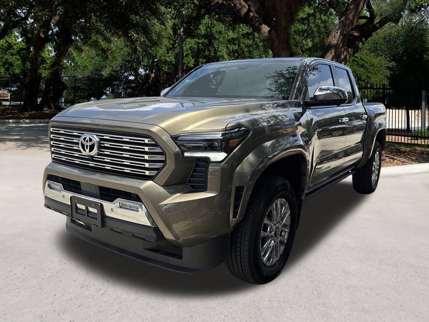 2024 Toyota Tacoma Limited — Pickup Truck — 3,317 mi — San Antonio, TX