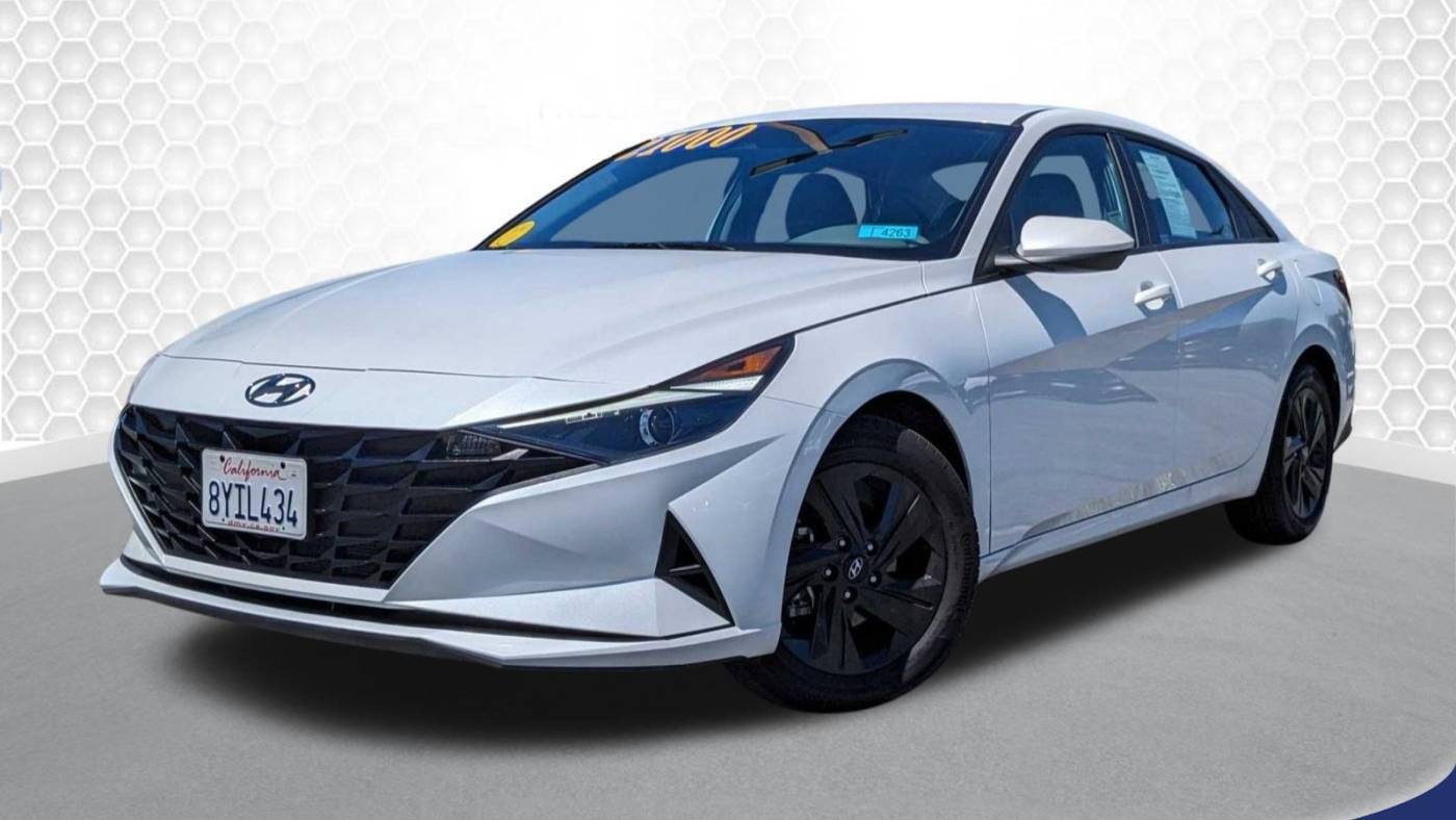 2022 Hyundai Elantra SEL — Sedan — 10,473 mi — La Quinta, CA