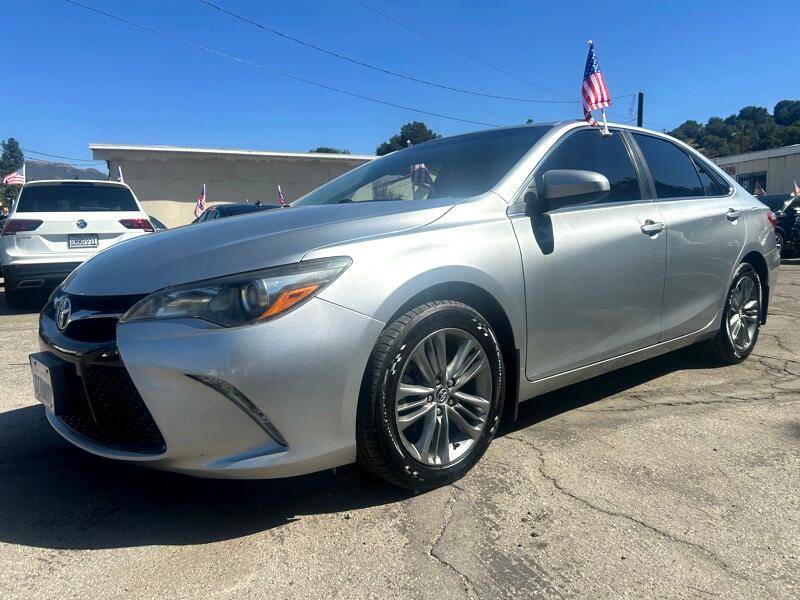 2017 Toyota Camry SE — Sedan — 119,624 mi — Newhall, CA