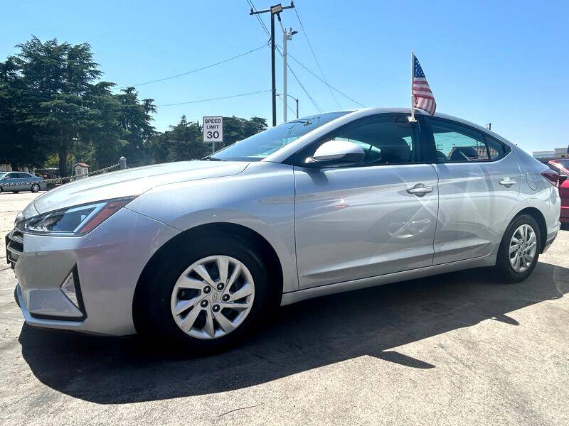 2020 Hyundai Elantra SE — Sedan — 37,703 mi — Newhall, CA