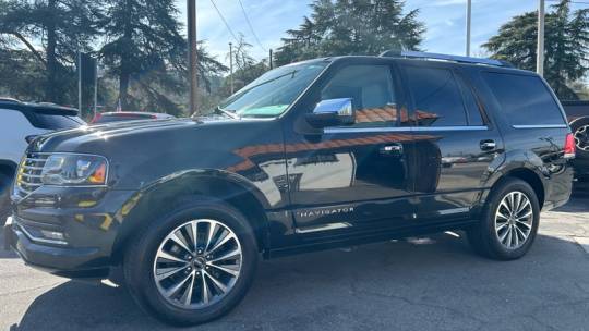 2016 Lincoln Navigator Select — SUV — 107,029 mi — Newhall, CA