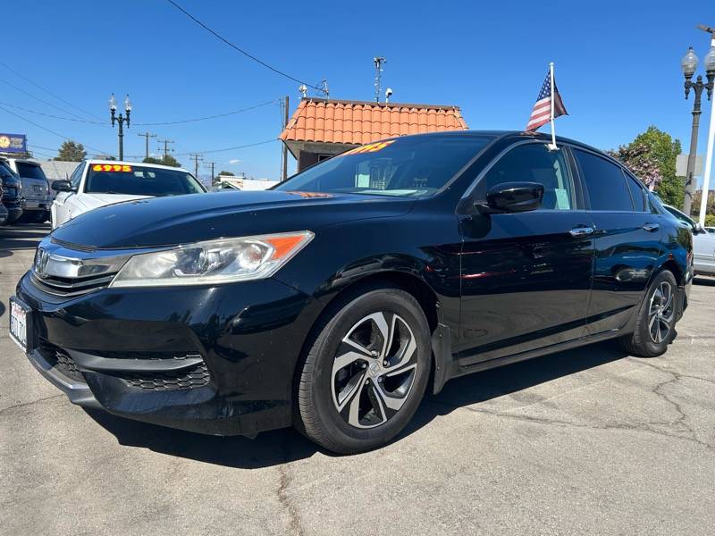 2017 Honda Accord LX — Sedan — 100,545 mi — Newhall, CA