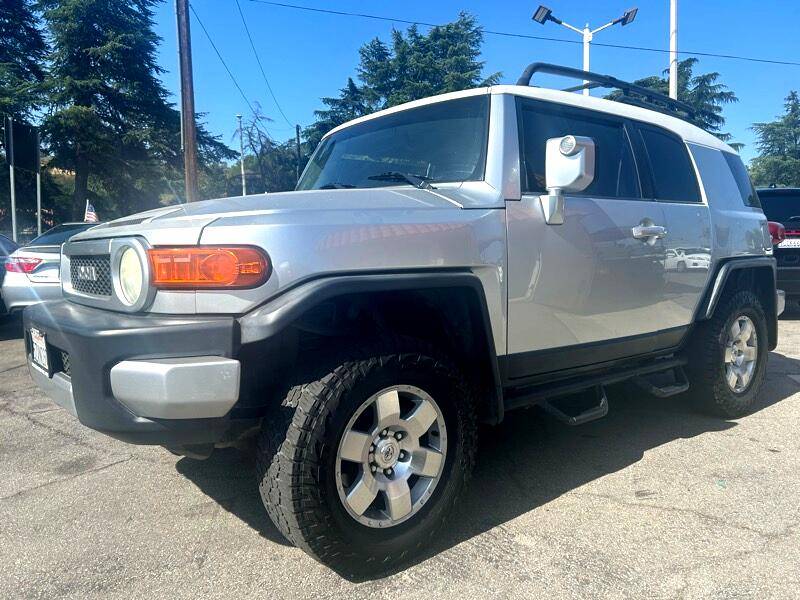 2007 Toyota FJ Cruiser Base — SUV — 177,791 mi — Newhall, CA