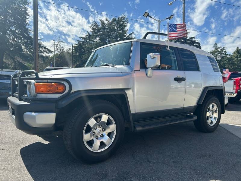 2008 Toyota FJ Cruiser Base — SUV — 167,032 mi — Newhall, CA