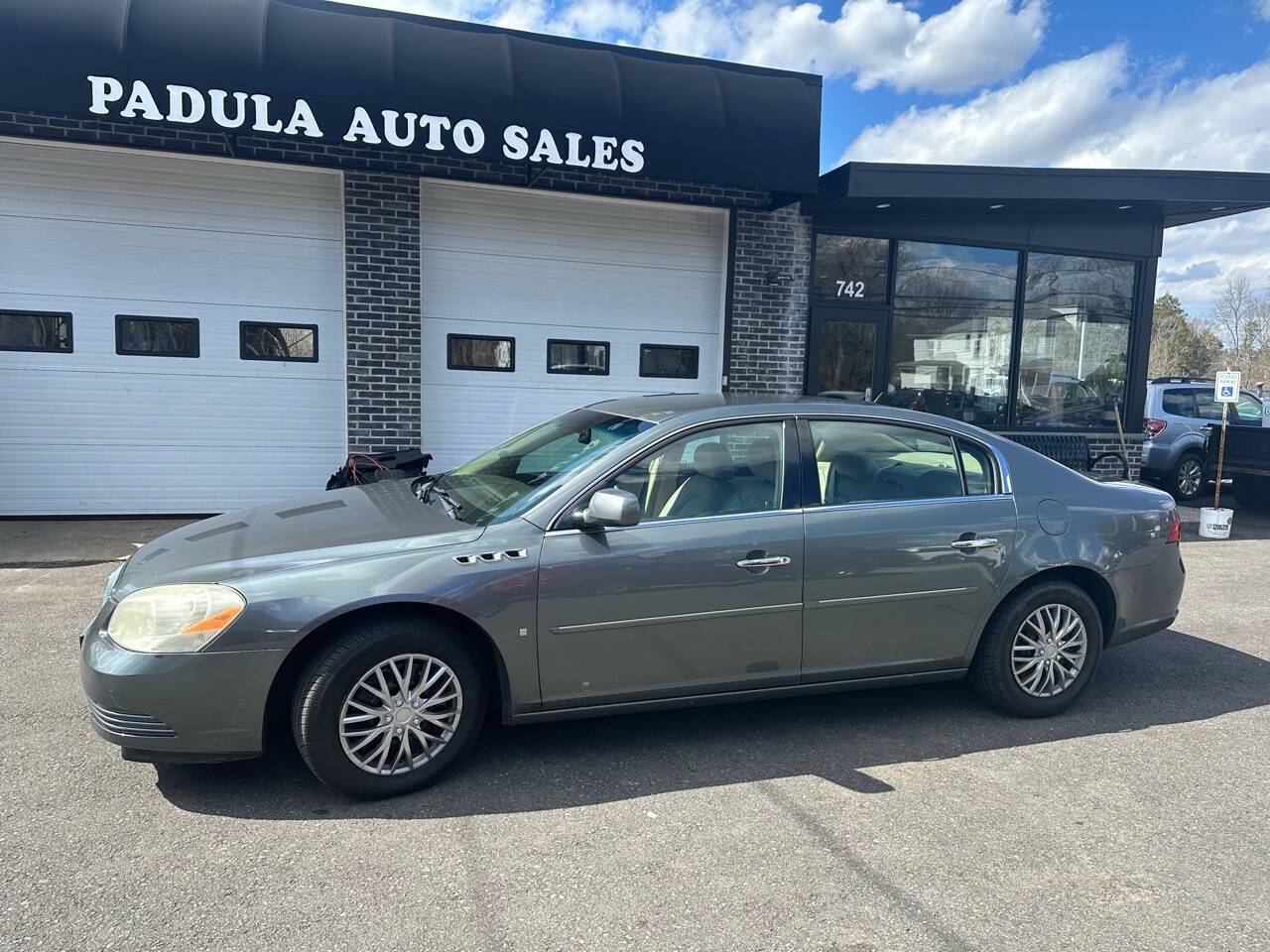 2007 Buick Lucerne CXL — Sedan — 160,618 mi — Holbrook, MA
