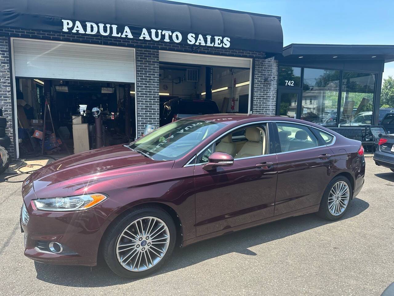 2013 Ford Fusion SE — Sedan — 107,037 mi — Holbrook, MA