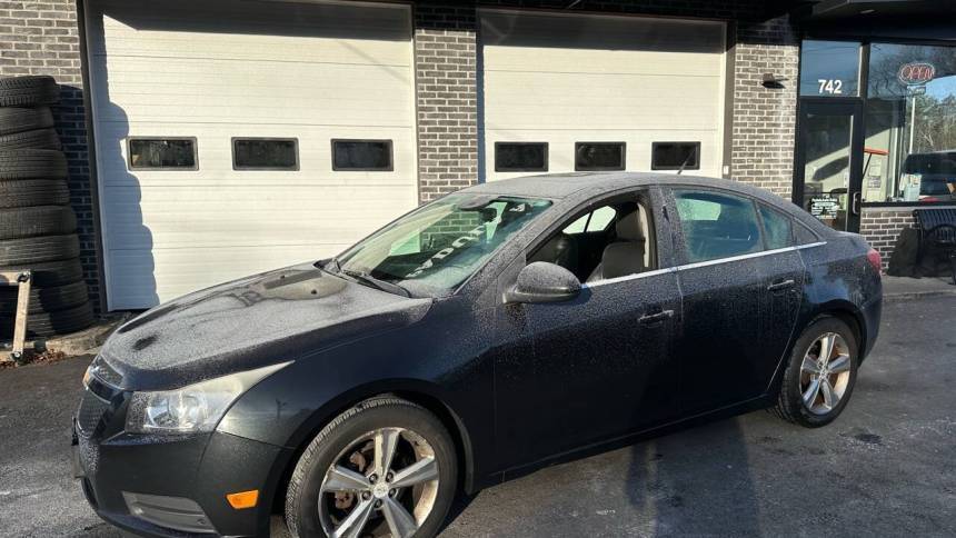 2013 Chevrolet Cruze 2LT — Sedan — 121,812 mi — Holbrook, MA