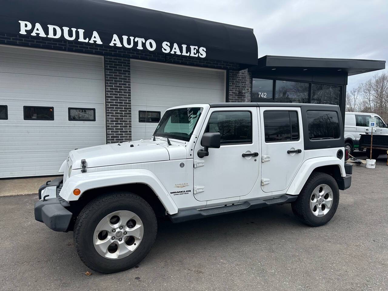 2014 Jeep Wrangler Sahara — SUV — 193,589 mi — Holbrook, MA