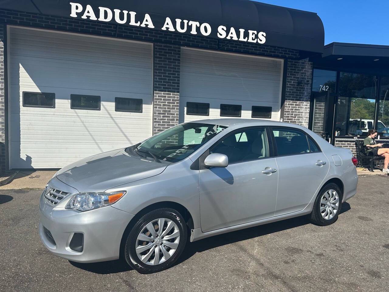 2013 Toyota Corolla LE — Sedan — 105,494 mi — Holbrook, MA